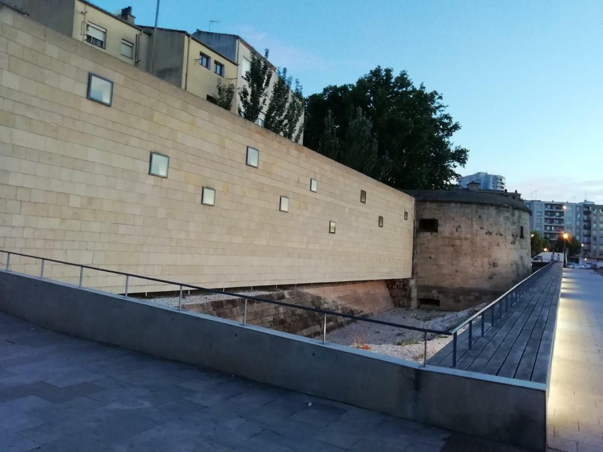 Apartamento Turístico Santiago Logroño Exterior foto
